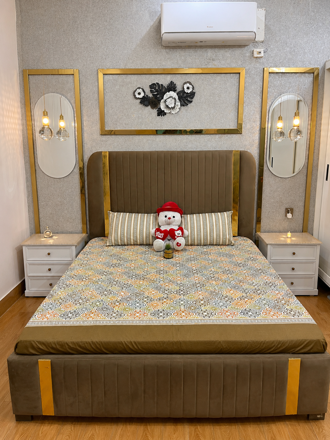 Golden Mosaic 100% Cotton 3 Piece Bedsheet Set